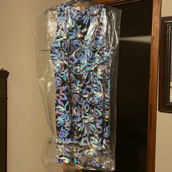 Size 10 Velvet Sequin prom dress - Picture 4 of 9